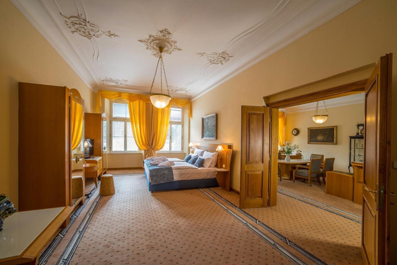 Hotel Three Lilies Inkl Aquaforum Frantiskovy Lazne Exterior photo