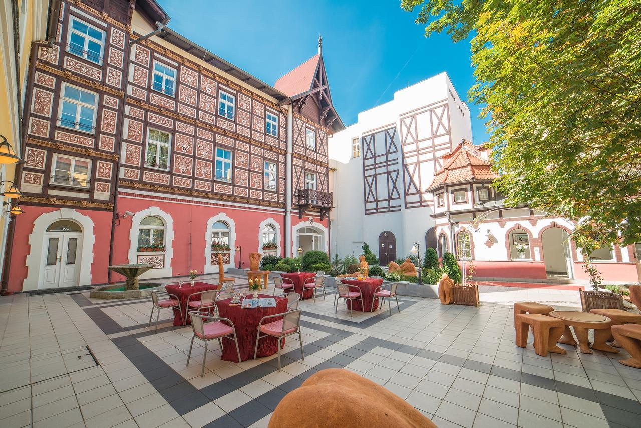 Hotel Three Lilies Inkl Aquaforum Frantiskovy Lazne Exterior photo